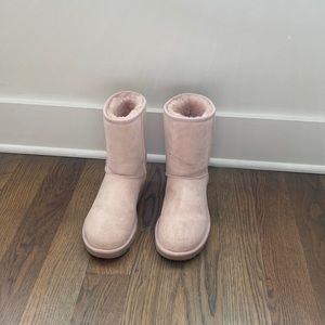 Uggs light pink